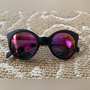 Illesteva sunglasses !